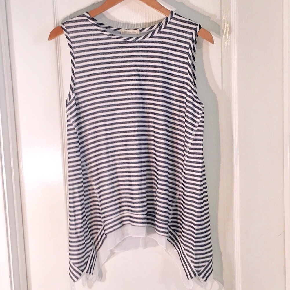 Pebble & Stone Top